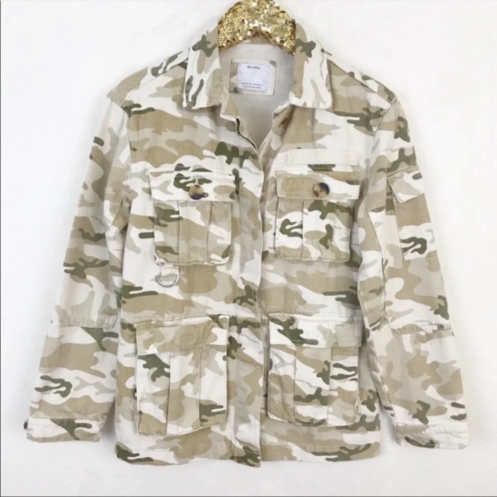 NWT Bershka Oversize Camouflage Jean Jacket XS Cream Green